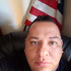 Meet your Posher, Manuel